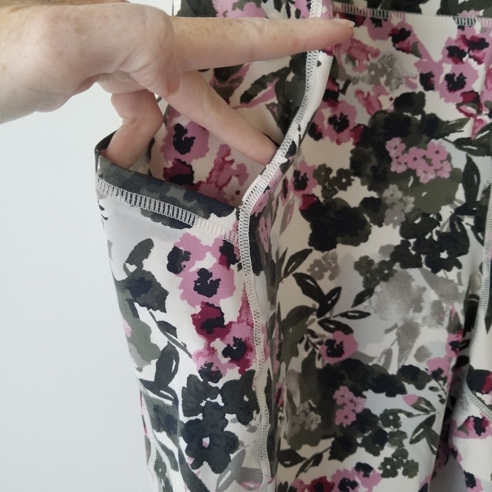 Torrid Performance Core Crop Active Legging With … - image 4